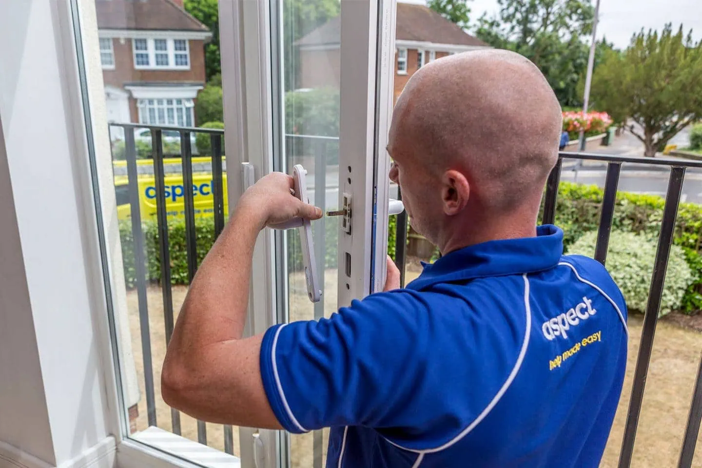 Aspect door repair service